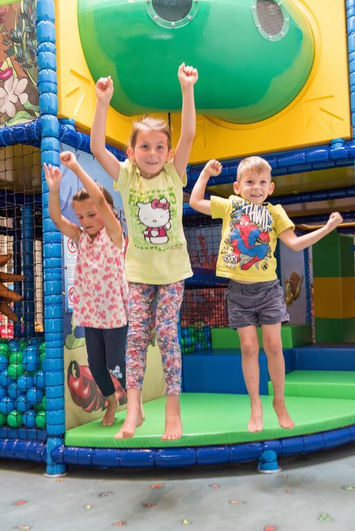 H2O Hotel-Therme-Resort, Fuer Familien Mit Kindern Bad Waltersdorf Eksteriør billede