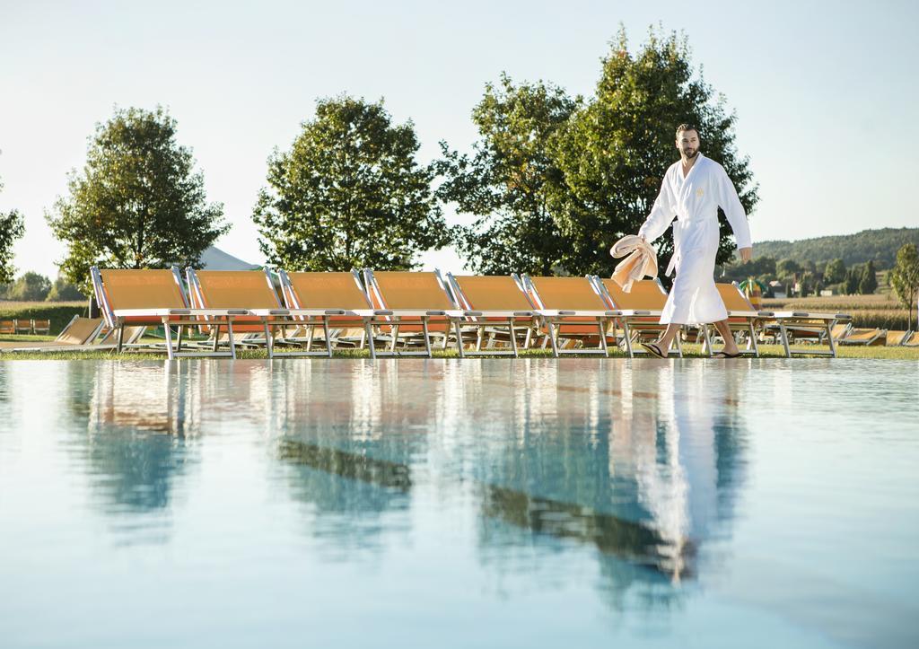 H2O Hotel-Therme-Resort, Fuer Familien Mit Kindern Bad Waltersdorf Eksteriør billede